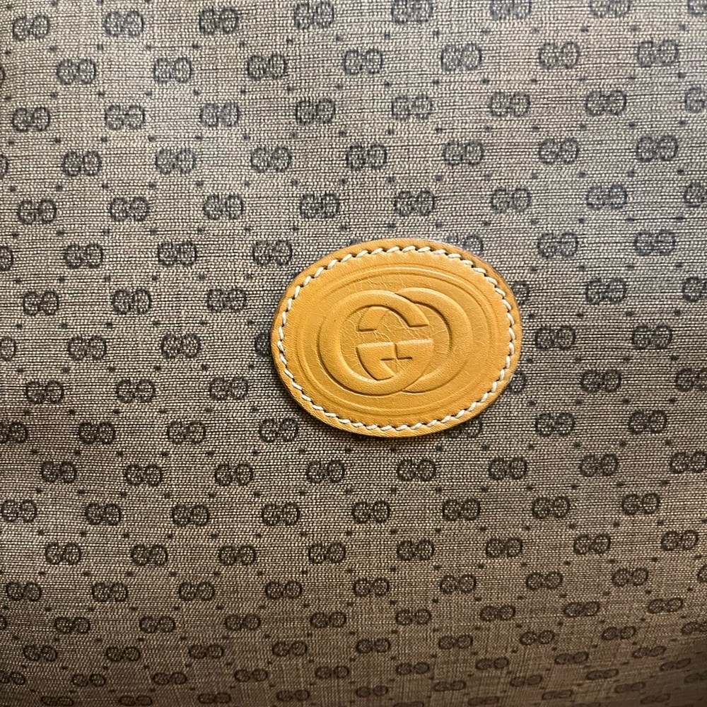 Gucci Monogram Travel Bag with Green and Red Straps - Picture 10 of 16